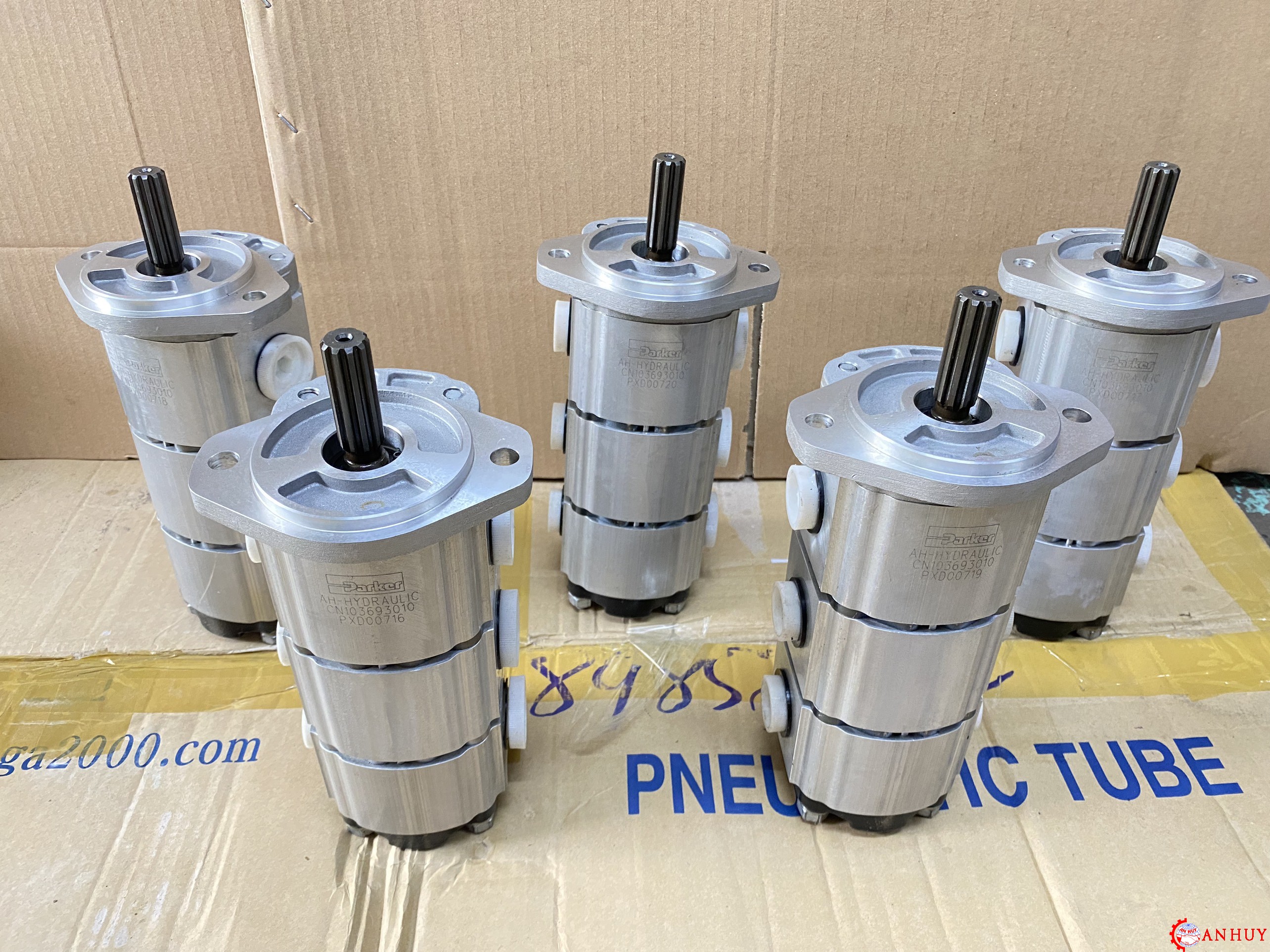 bom-banh-rang-3-tang-ah-hydraulic-CN103693015